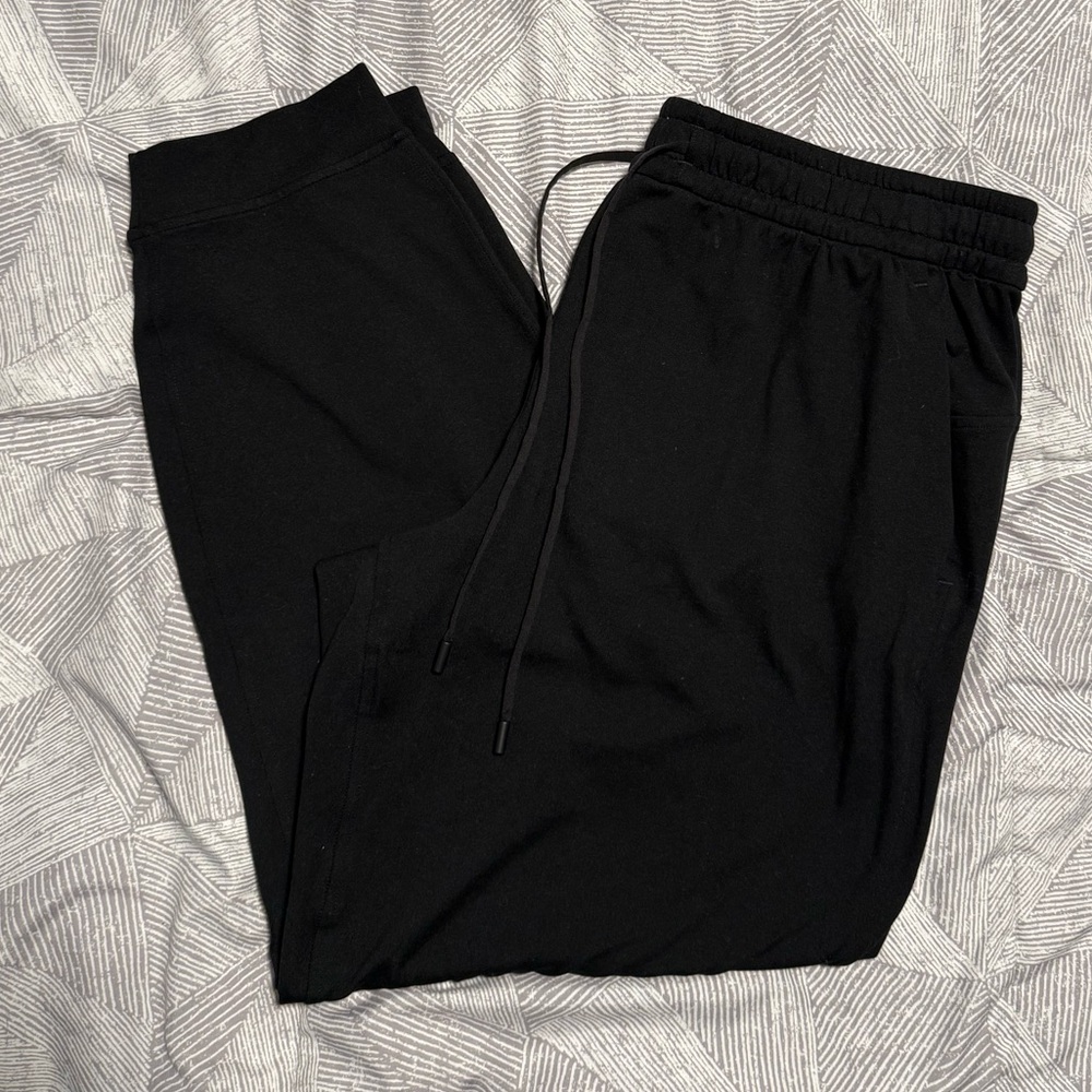 Lululemon Women’s Black Joggers